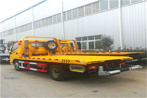 庄浪附近拖车救援搭电